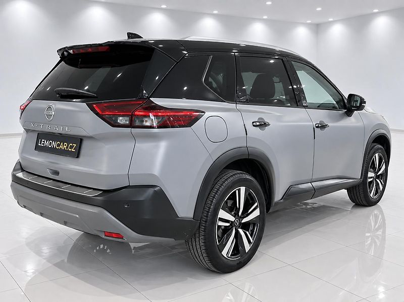 Nissan X-Trail (2023) - fotka 2 z 29