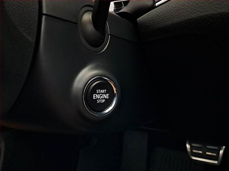 Škoda Superb (2023) Laurin&Klement 2.0 TDI - fotka 18 z 21