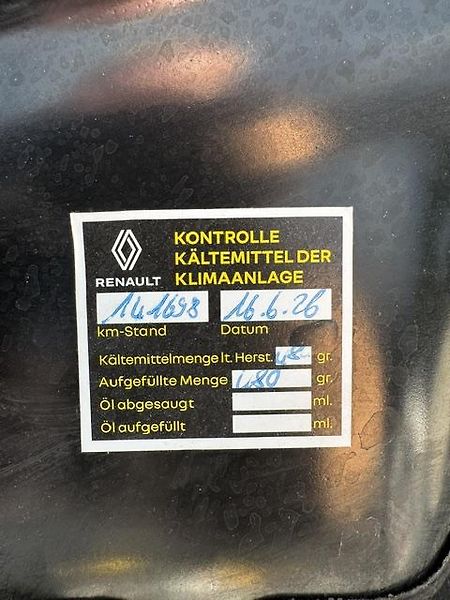 Renault Mégane (2019) 1.3 TCe Limited, NOVÝ MOTOR! - fotka 27 z 35