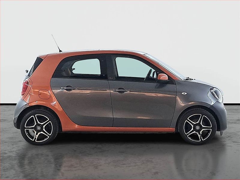 Smart Forfour (2015) 1.0, Tempomat, Vyhř. sedaček - fotka 6 z 19