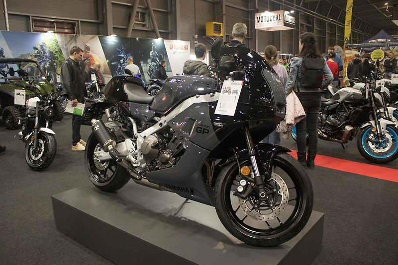 Aprilia Tuono 660