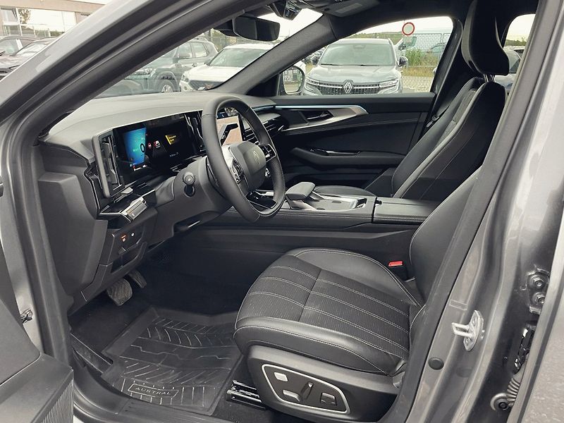 Renault Austral (2024) E-Tech full hybrid 200 Techno - fotka 12 z 28