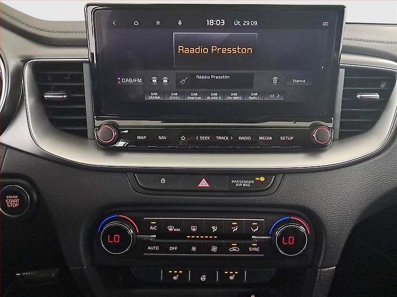 Kia Ceed (2025) 1.5 T-GDI - fotka 12 z 19