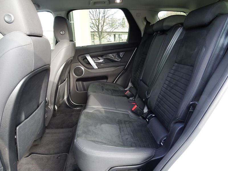 Land Rover Discovery Sport 2.0 D150 S AWD A/T Kamera DPH - fotka 23 z 33