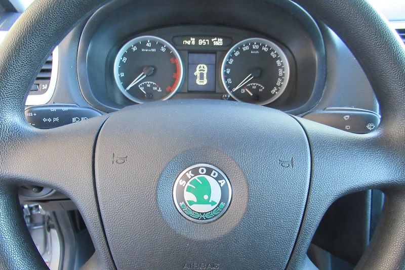 Škoda Roomster 1.4i AUT. KLIMA SADA KOL - fotka 12 z 20