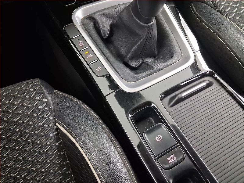 Kia XCeed (2023) 1.5 T-GDI - fotka 15 z 16