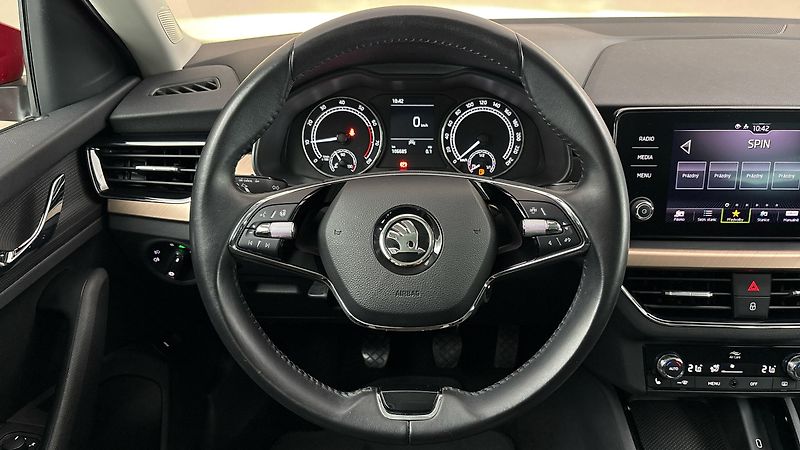 Škoda Scala 1.0 TSI Style - fotka 9 z 26