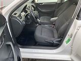 Škoda Rapid (2017) 1.6 TDi, ČR, Style, navi - náhled 9