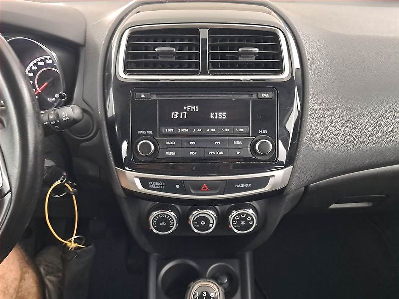 Mitsubishi ASX (2015) 1.6 MIVEC, ČR,1.maj, Tempomat - fotka 12 z 16