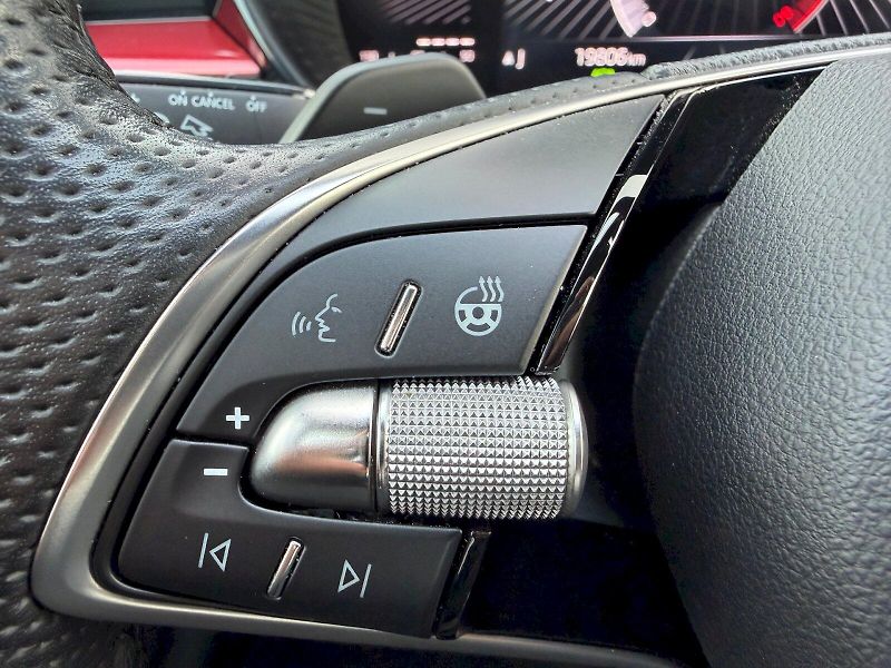Škoda Fabia (2025) 1.5 TSI 110kW DSG Monte Carlo - fotka 12 z 35