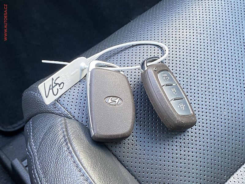 Hyundai Tucson (2016) 1.6 T-GDi 4WD, Premium, AT - fotka 21 z 21