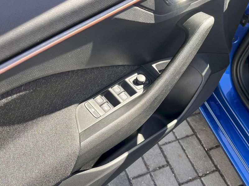 Škoda Scala (2025) 1,0TSI 85KW TOP SELECTION - fotka 14 z 22