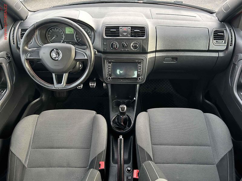 Škoda Fabia (2014) 1.6 TDi, navi, AC - fotka 8 z 15