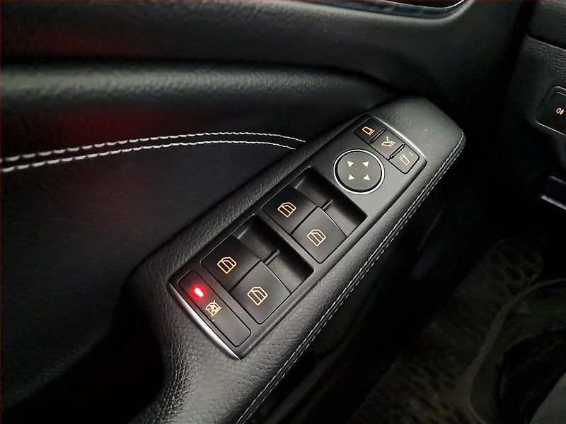 Mercedes-Benz CLA (2017) 180 CDI, Automat, Kůže, Navi - fotka 18 z 18