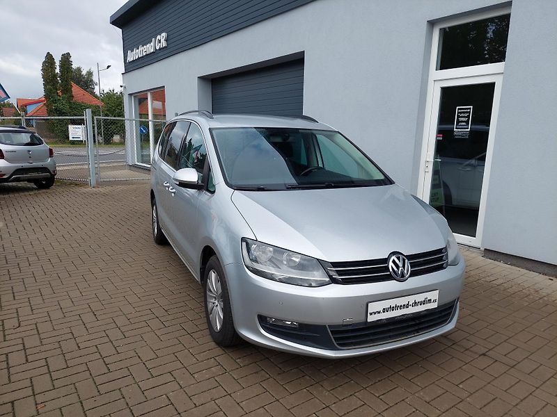 Volkswagen Sharan (2012) 2.0TDi 103kW 7míst - fotka 3 z 37