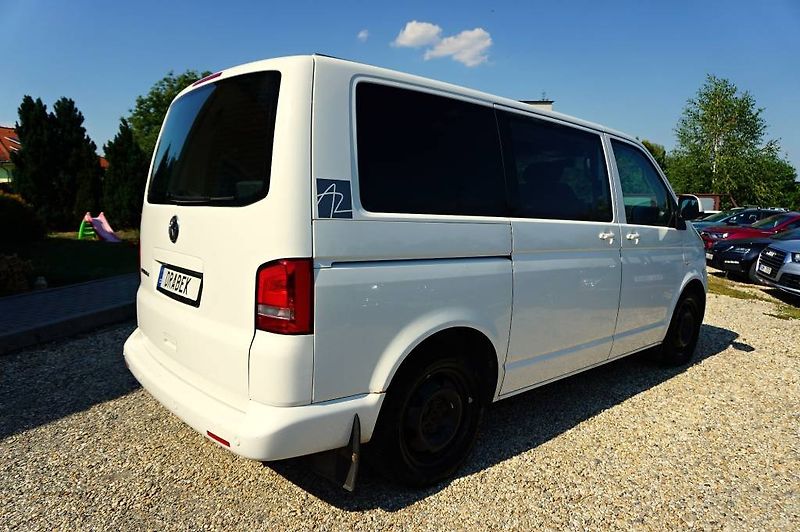 Volkswagen Multivan (2012) 2,0 BI-TDI 132 kW - fotka 4 z 42
