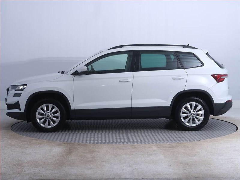 Škoda Karoq (2024) Fresh 2.0 TDI - fotka 3 z 22