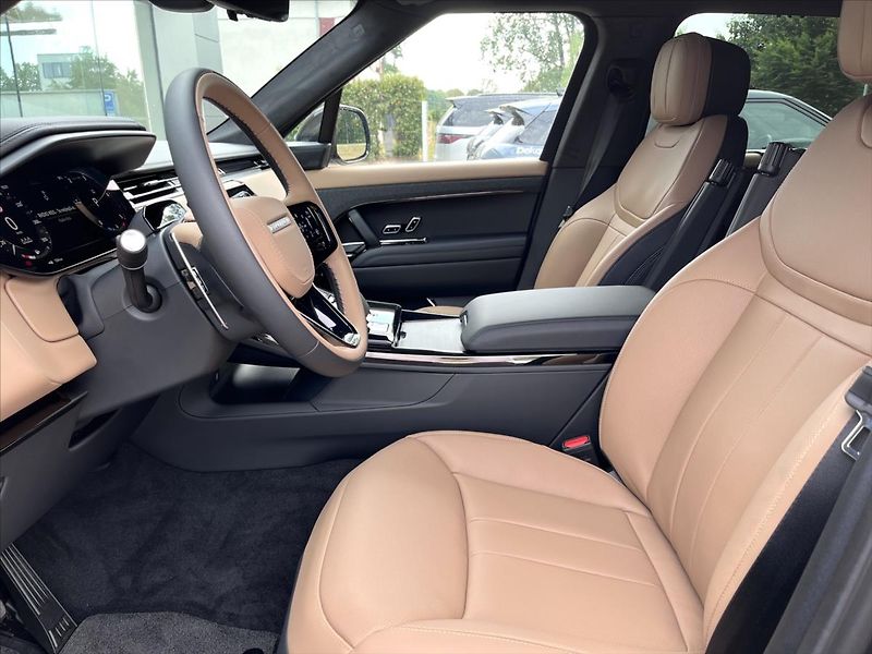 Land Rover Range Rover Sport 3,0 Autobiography D350 AWD - fotka 9 z 21