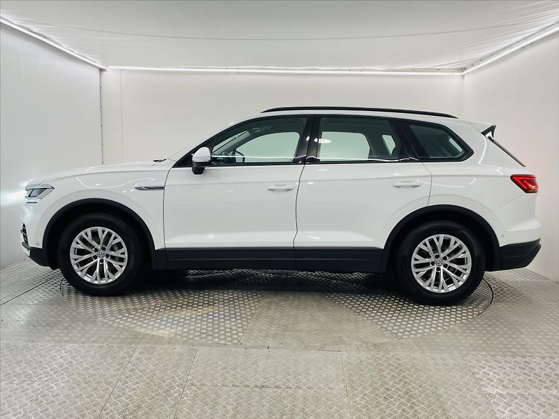 Volkswagen Touareg 3,0 TDI 170 kW 4MOT - fotka 3 z 25