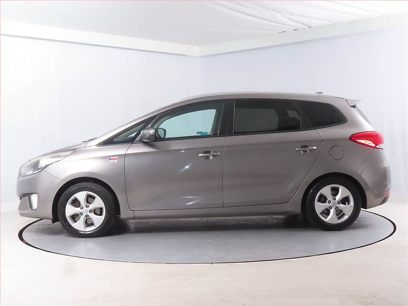 Kia Carens (2014) 1.6 GDI, Tempomat - fotka 3 z 16