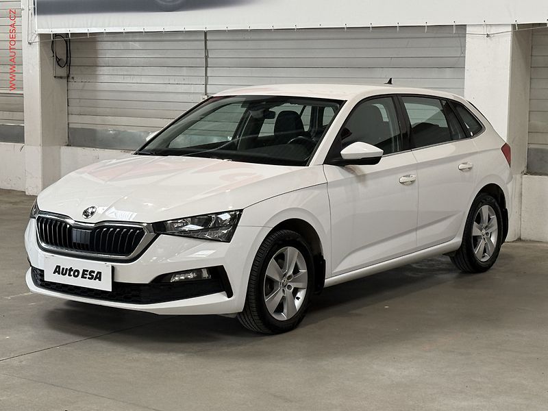Škoda Scala (2020) 1.6 TDi, Ambition, DSG - fotka 3 z 20