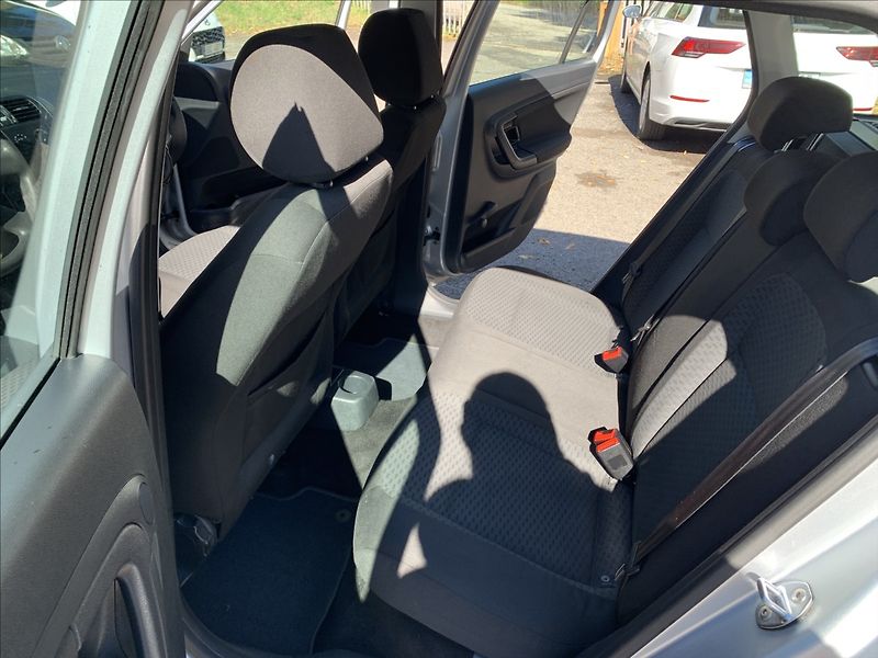 Škoda Fabia 1,6 TDI - fotka 15 z 17