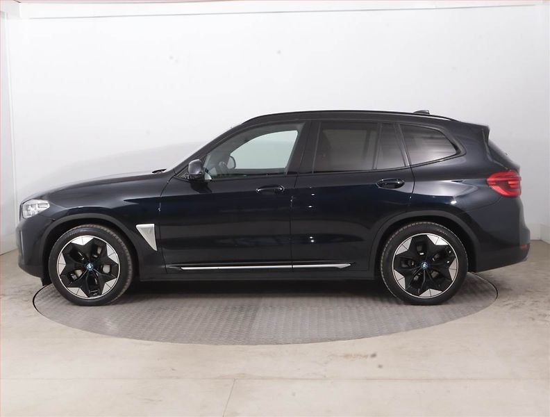 BMW iX3 (2021) Impressive 80 kWh, SoH 95% - fotka 3 z 21