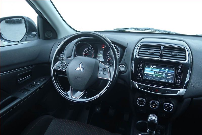 Mitsubishi ASX (2017) 1.6 DI-D, Tempomat - fotka 7 z 20