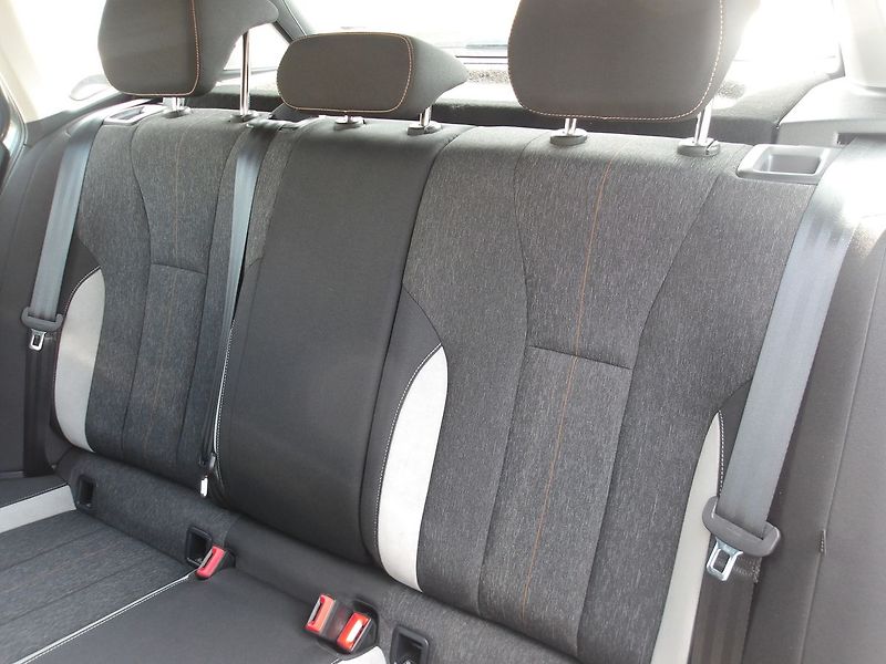 Škoda Kamiq 1,5TSi AUTOMAT !!! 1.MAJITEL ! - fotka 18 z 28