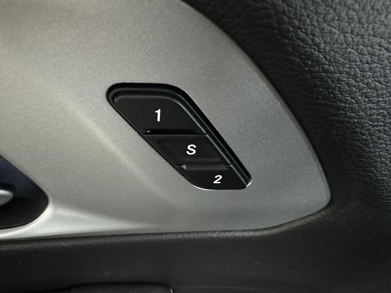 Chrysler Pacifica AWD Touring-L S-Appearance - fotka 27 z 55