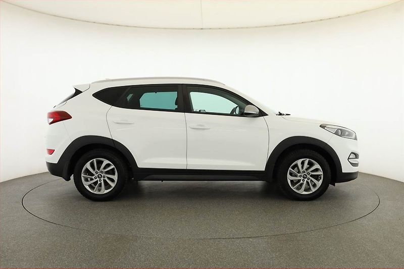 Hyundai Tucson (2018) Trikolor 1.6 T-GDI, 4X4 - fotka 6 z 18