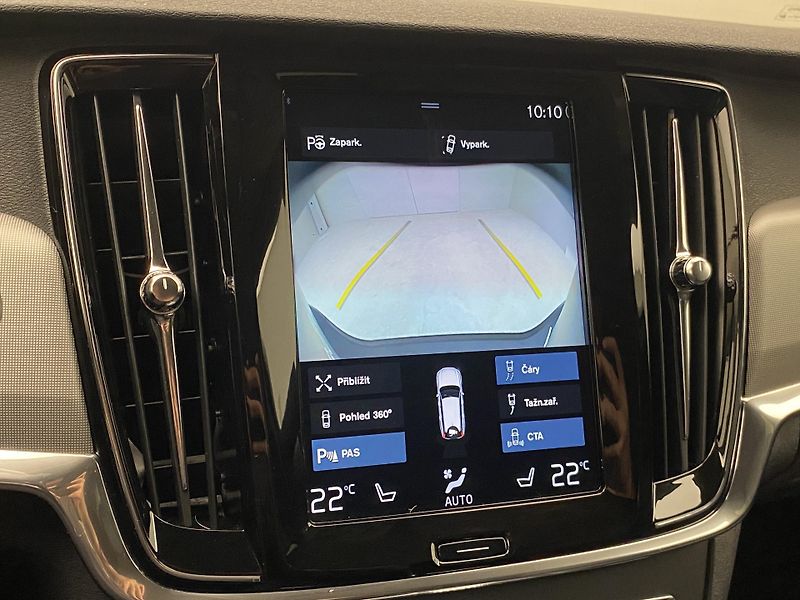 Volvo V90 B4 MOMENTUM AUT REZERVACE - fotka 48 z 48