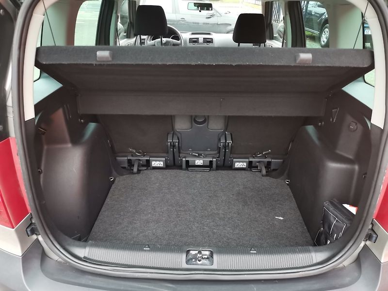 Škoda Yeti (2012) 1.2TSi 77kw Active PDC Tažné - fotka 18 z 27