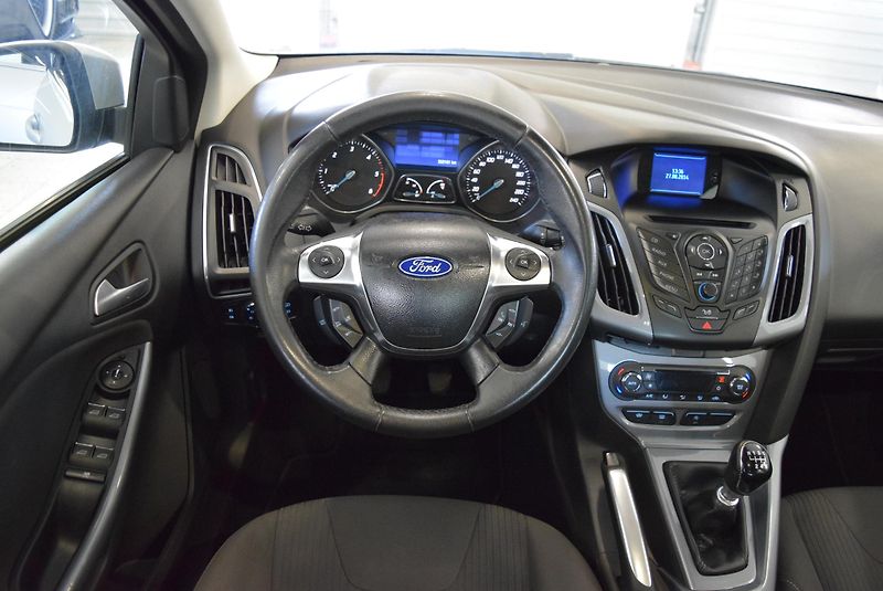 Ford Focus 1.6 TDCI CEBIE - fotka 21 z 34