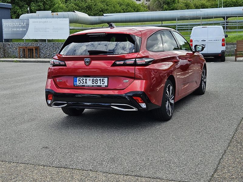Peugeot 308 (2022) SW 1.2 PT 130 ALLURE MAN6 - fotka 5 z 25