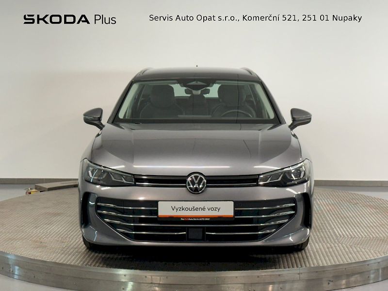 Volkswagen Passat (2024) BUSINESS 2.0TDI 110 KW DSG ZÁR - fotka 4 z 36