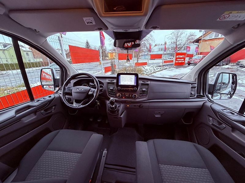 Ford Tourneo Custom 2.0 TDCi Trend, ČR, 1.Maj - fotka 15 z 24