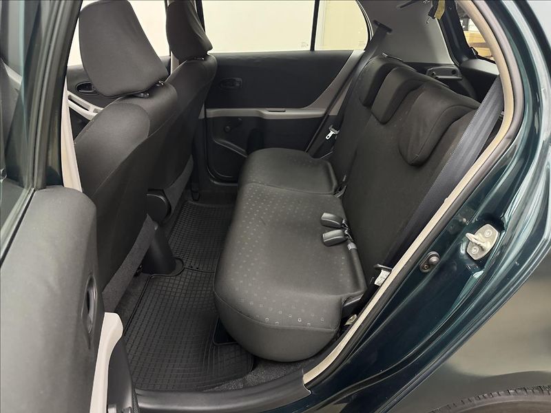 Toyota Yaris 1,3 64kW KLIMA ČR ZÁNOVNÍ LPG - fotka 21 z 23