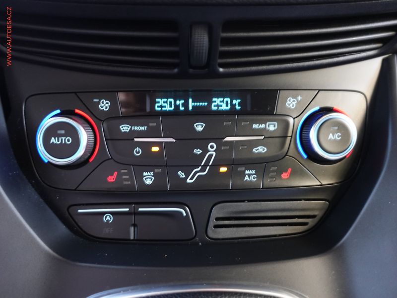 Ford C-MAX (2018) 1.0 EB, Titanium - fotka 21 z 23