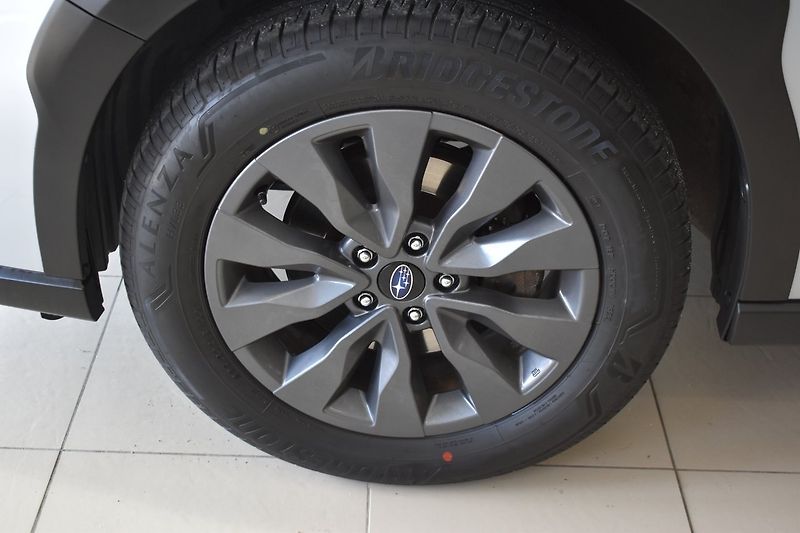 Subaru Outback 2.5i 4WD Active - fotka 7 z 21