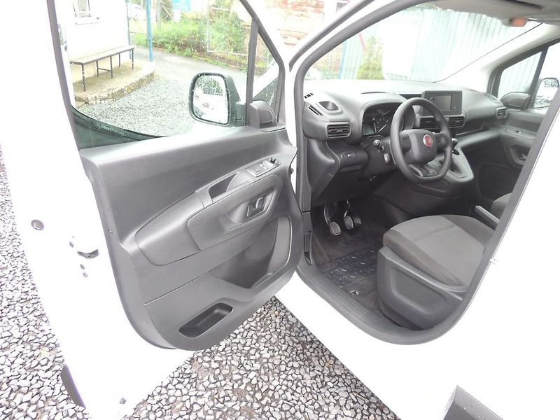Fiat Dobló cargo (2023) 1.5HDi,L2,ČR,1.majitel - fotka 9 z 29