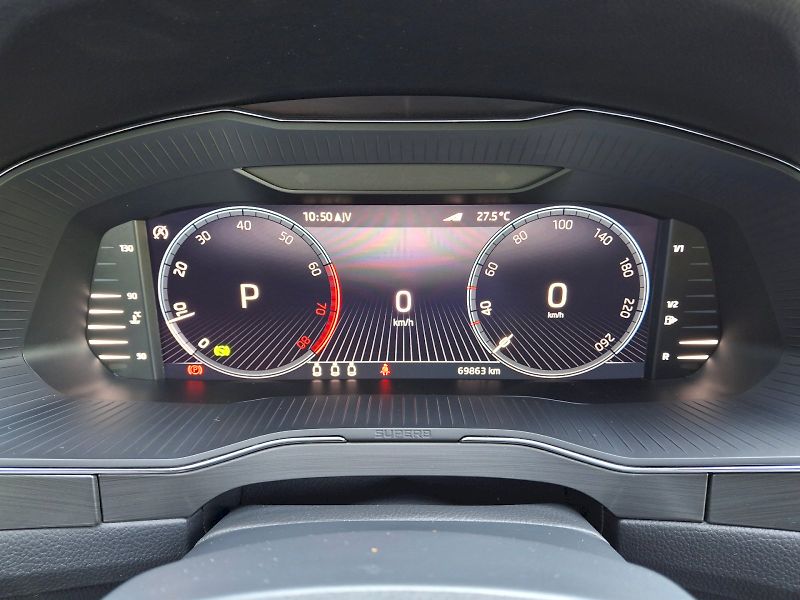 Škoda Superb (2022) Style Plus Top DSG 2,0TSi 140k - fotka 17 z 35