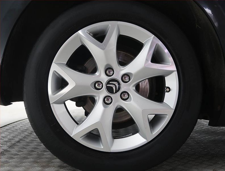 Citroën C5 (2011) 2.0 HDi, po STK, jezdí dobře - fotka 14 z 19