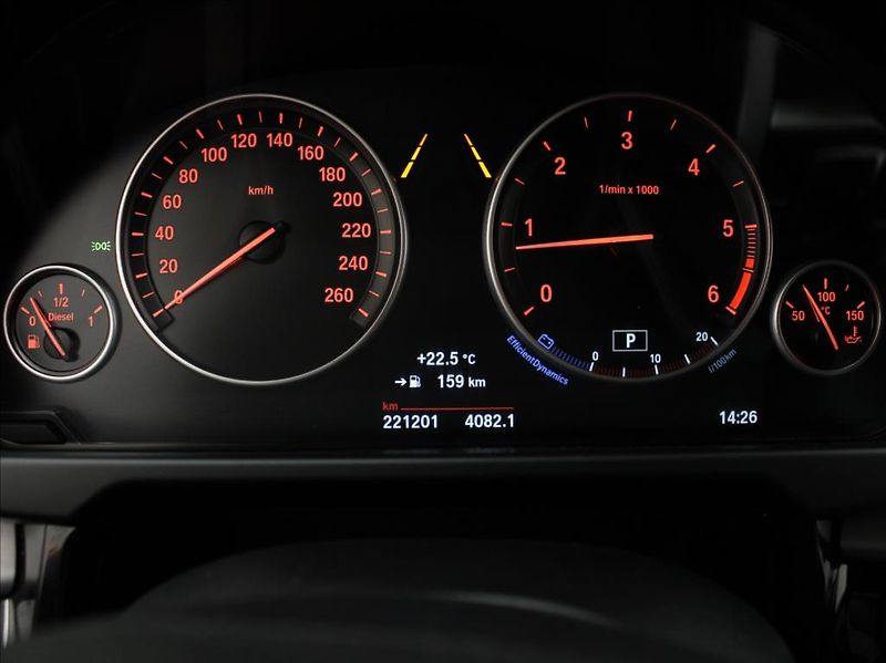 BMW X5 3,0 30d 190kW xDrive Tažné DPH - fotka 25 z 25