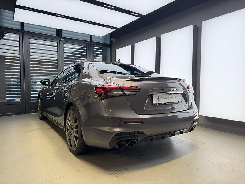 Maserati Ghibli (2022) Trofeo 580 HP - Záruka 03/27 - fotka 5 z 20