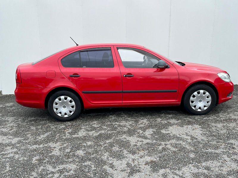 Škoda Octavia (2011) 1.2 TSI 77kw Classic - fotka 20 z 21