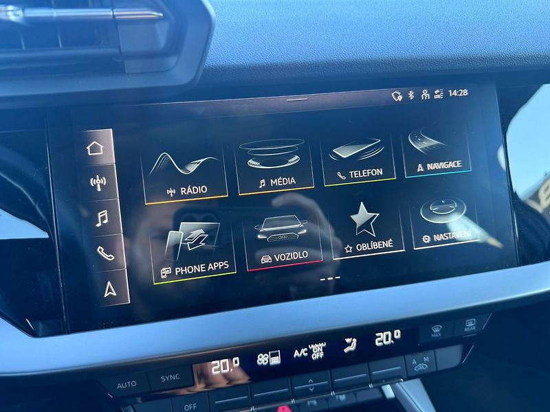 Audi S3 (2022) QUATTRO 2,0 TFSI 228 KW 1 MAJ - fotka 31 z 50