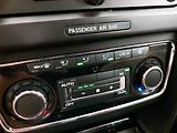 Škoda Superb (2013) Ambition Plus 2.0 TDI - náhled 19