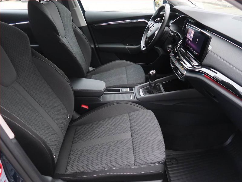 Škoda Octavia (2022) 2.0 TDI - fotka 9 z 27