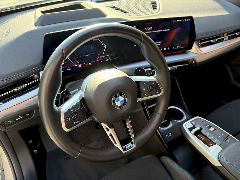 BMW X1 xDrive23d M-Sport LED Garance - fotka 36 z 46